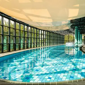 4* Hotel Corendon Amsterdam Schiphol Airport, A Tribute Portfolio